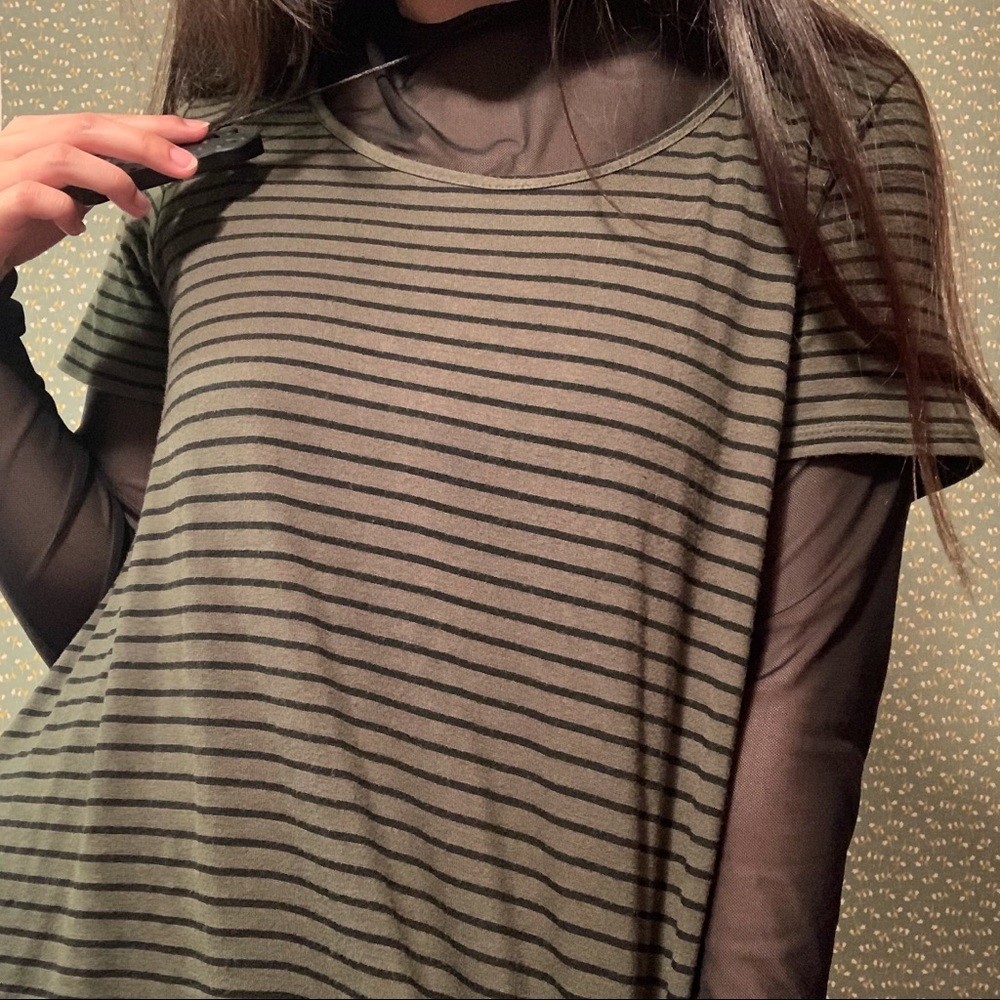 FOREVER 21 Striped Green Flowy Long Tee Shirt
